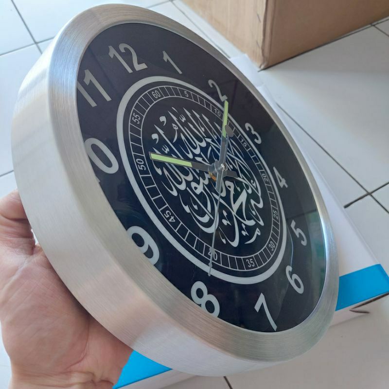JAM DINDING NYALA KALIGRAFI NUANSA MUSLIM ARAB