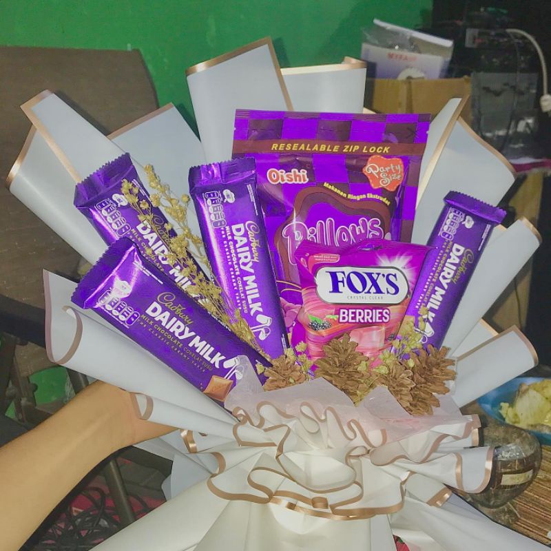 

snack bucket
