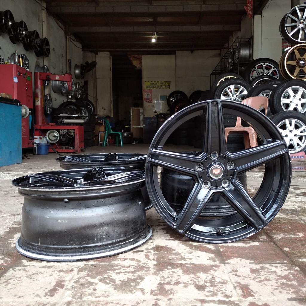 VELG SECOND MOBIL VOSSEN CV5 RING 18 HOLE 5X114 ET 38/35 LEBAR 8/9 X-PANDER INOVA ACCORD HRV CRV ALP