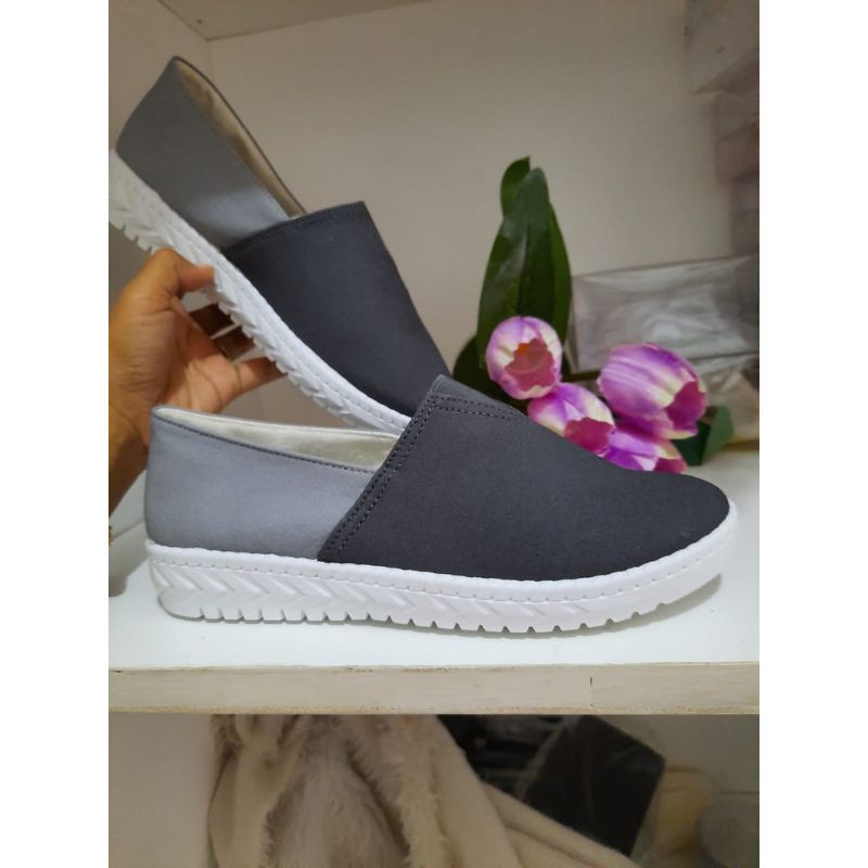 Sepatu Minara Sophie Paris