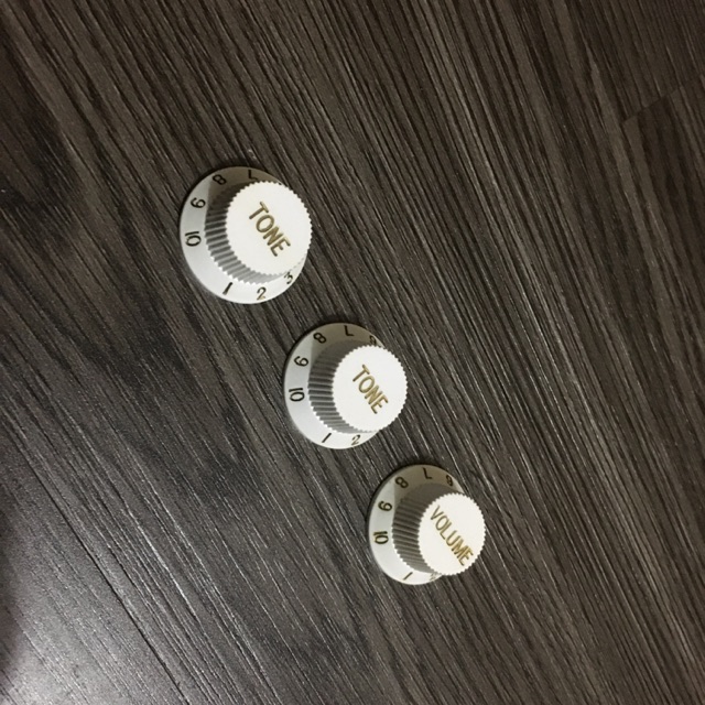 set knop potensio gitar stratocaster putih