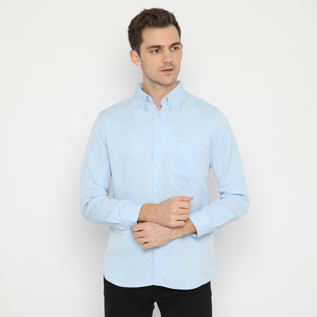 Platini Kemeja Pria Lengan Panjang Basic Polinosic light Blue 66106 / Ramayana Jatinegara