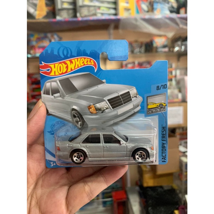 Hotwheels Mercedes Benz 500 E Silver Short Card - Lot N 2021 LESISH