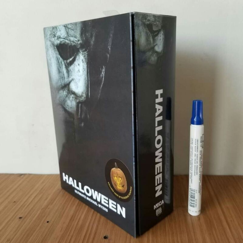 mainan act figuremichael myers neca ultihalloweenby neca