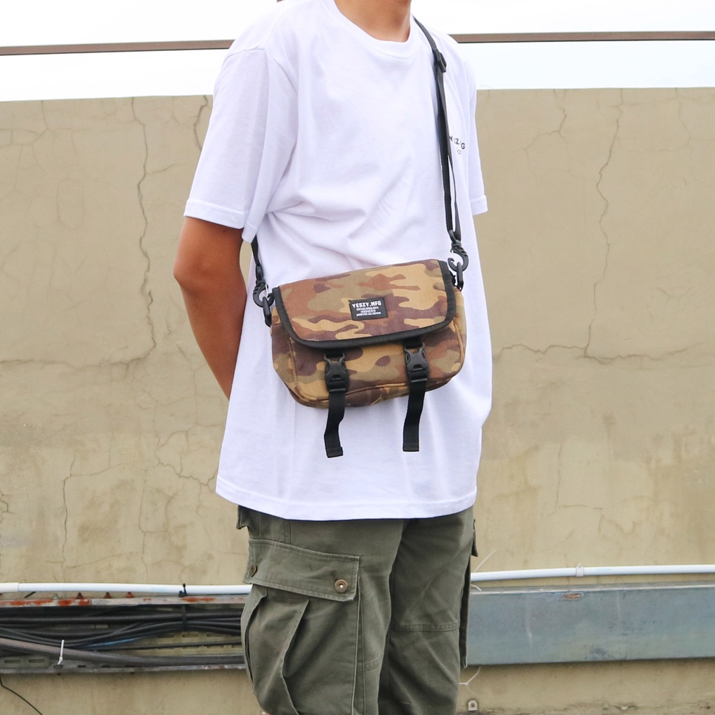 YESZY.MFG Sling Bag Utility Corduroy Desert Camo