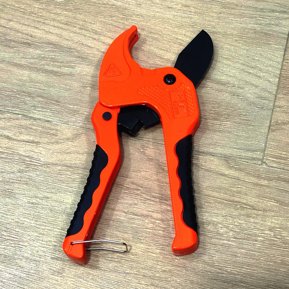 GUNTING PIPA AIR PVC CAMEL / PVC PIPE CUTTER ( 3 - 42 MM )