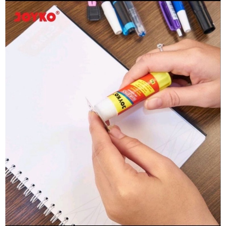

GLUE STICK LEM BATANG JOYKO GS-09 8GR