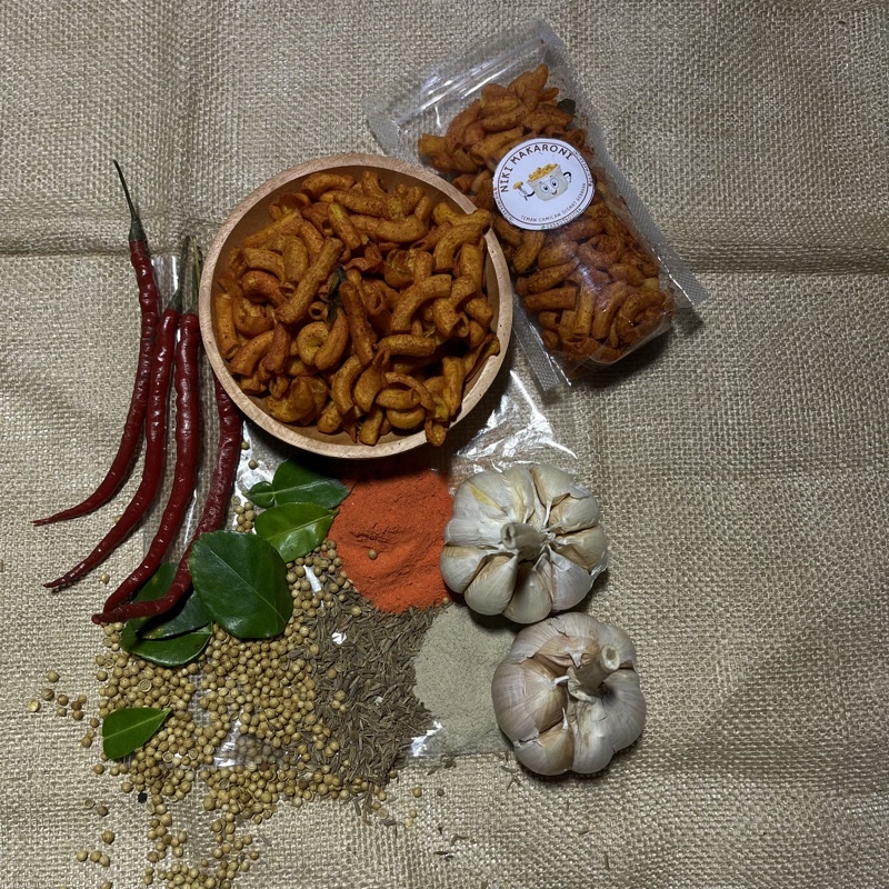 

NIKI MAKARONI, 50 gr makaroni pipa daun jeruk