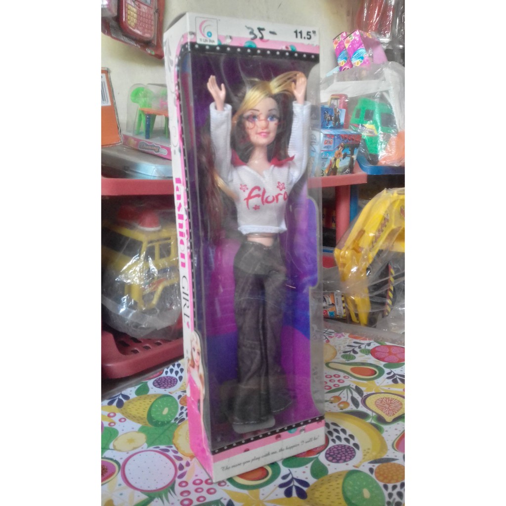 BONEKA BARBIE KECIL