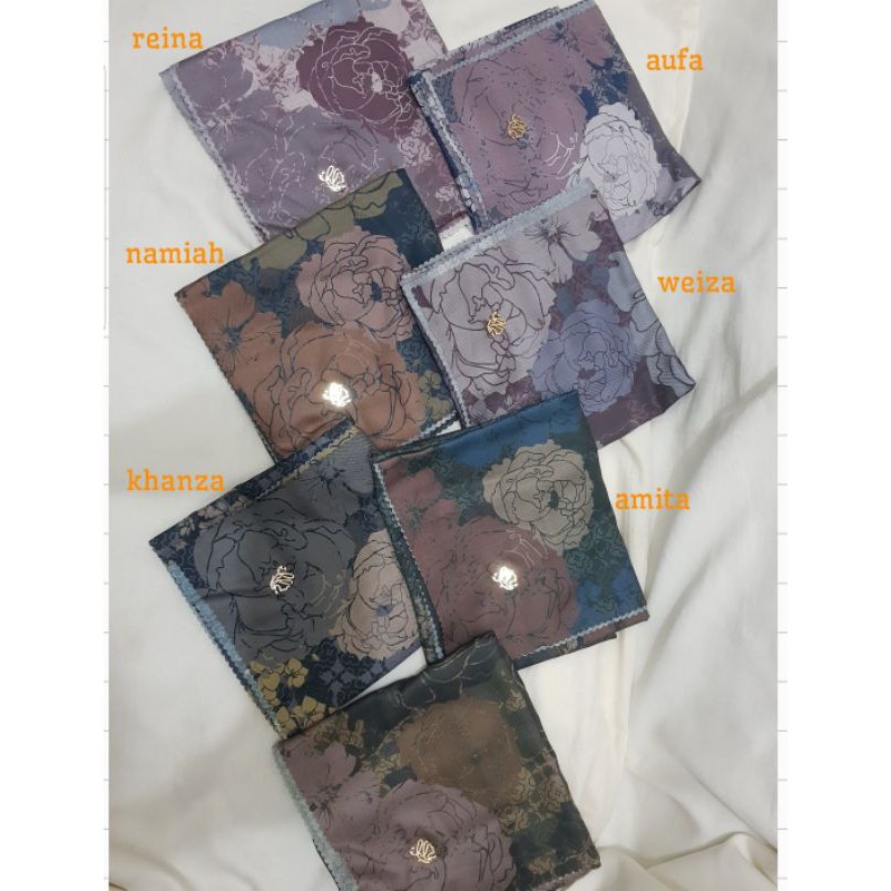 DAYANA SCARF HL HEAVEN LIGHTS