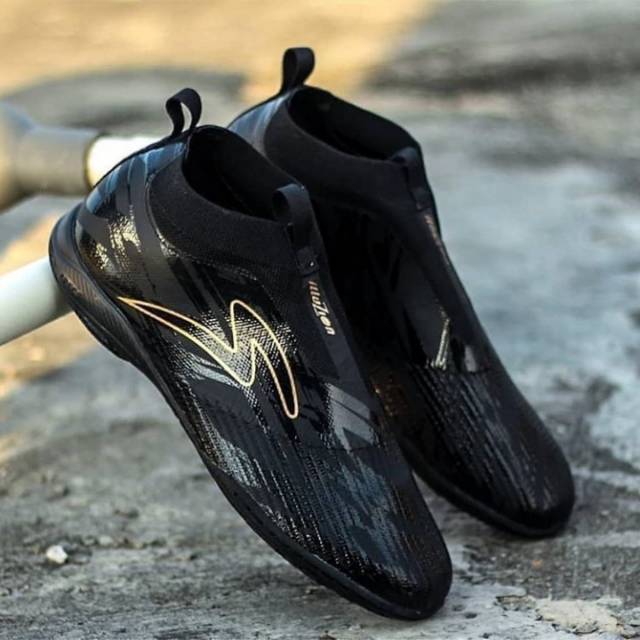 Sepatu Futsal Specs Acc Illuzion Laceless Black Coper