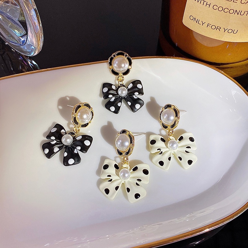 Anting Mutiara Busur Polkadot Hitam Vintage Aksesoris Telinga Korea Wanita