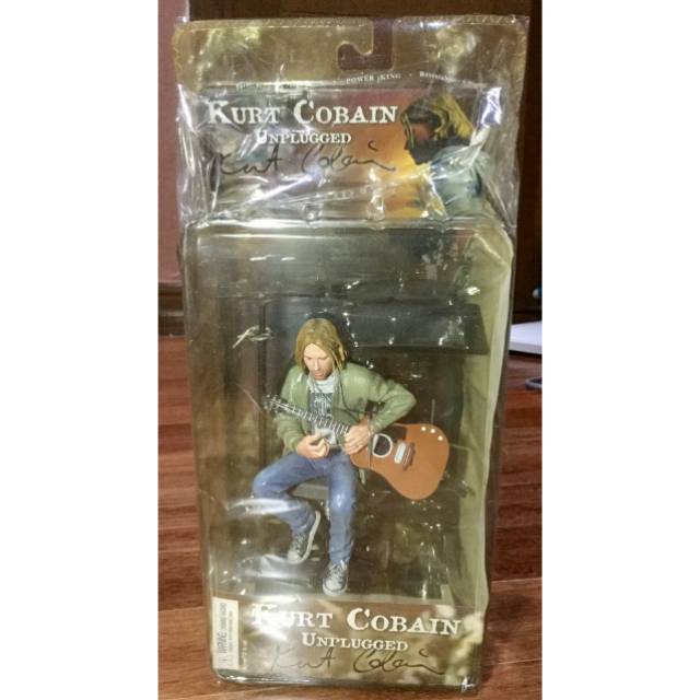 kurt cobain neca figure