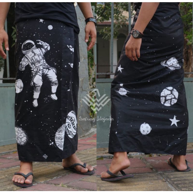 baju Sarung batik motif astronot terbaru|Sarung batik hitam polos|sarung pria premium bisa custom