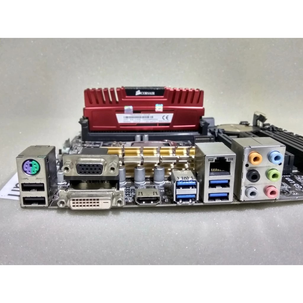 i3 4160 - Asus H97M Plus - Corsair Vengeance Red 8GB