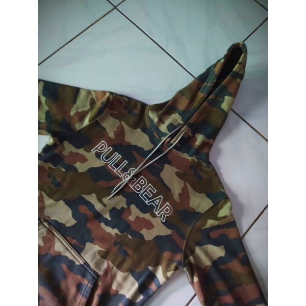Pull&bear camo original second like new