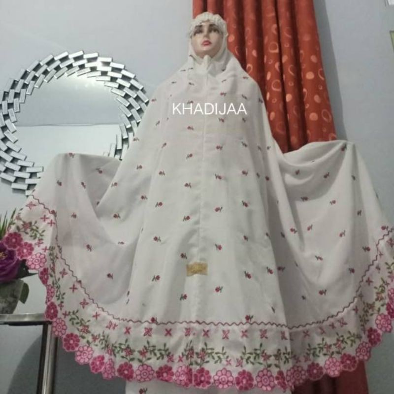 Mukena jumbo bordir tasik bunga cantik