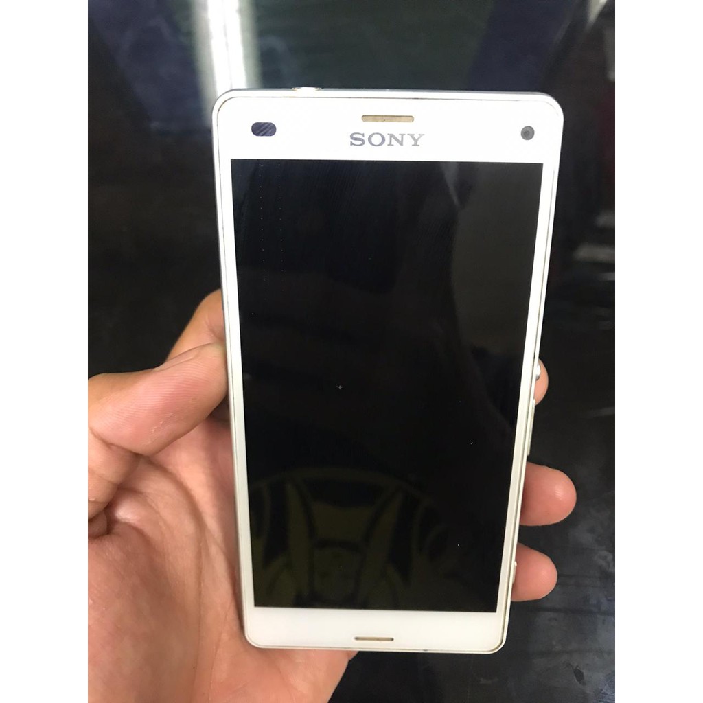 Sony Xperia Z3 Compact - 2GB/16GB - Second Bergaransi