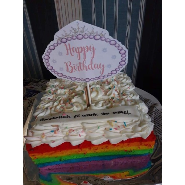 

RAINBOW CAKE 15 CM