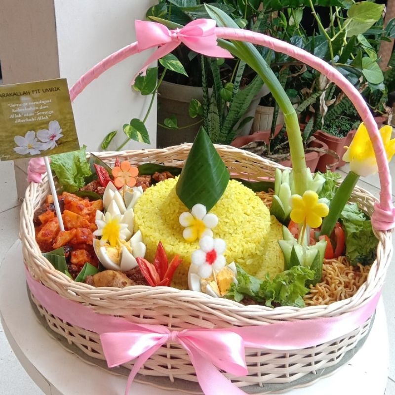 

Tumpeng keranjang/tumpeng hampers/tumpeng hantaran