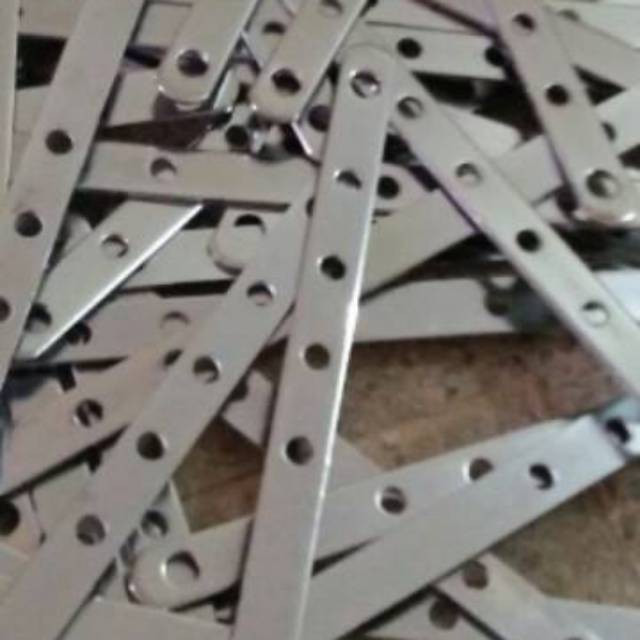 breket plat bolong bahan stainles lampu besi tebal breket plat
