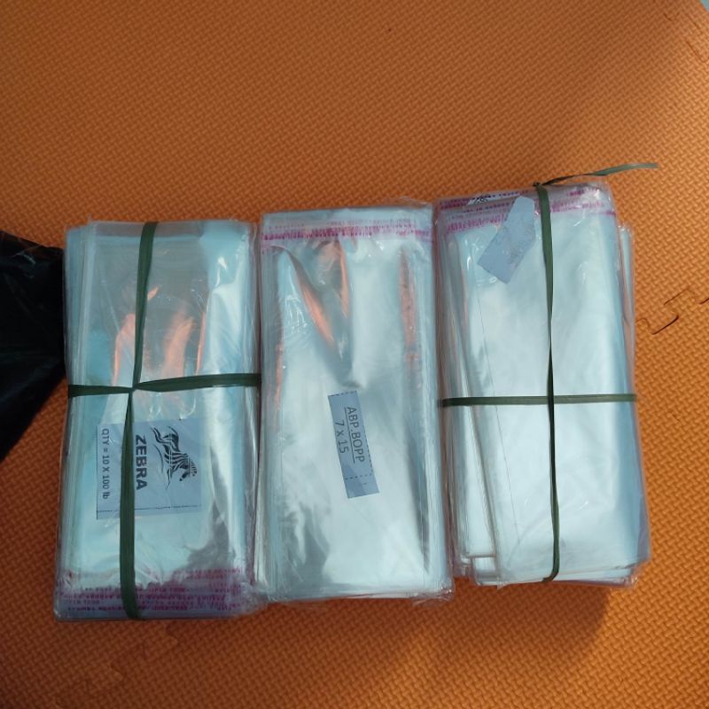 

Plastik Uang Buket Lem Seal 7x15cm