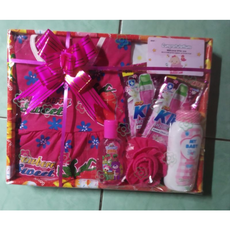 parsel bayi perempuan murah gift baby kado lahiran