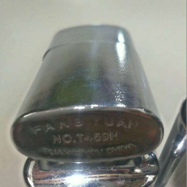 Korek Api Vintage Jadul ROBIN Fang Yuan