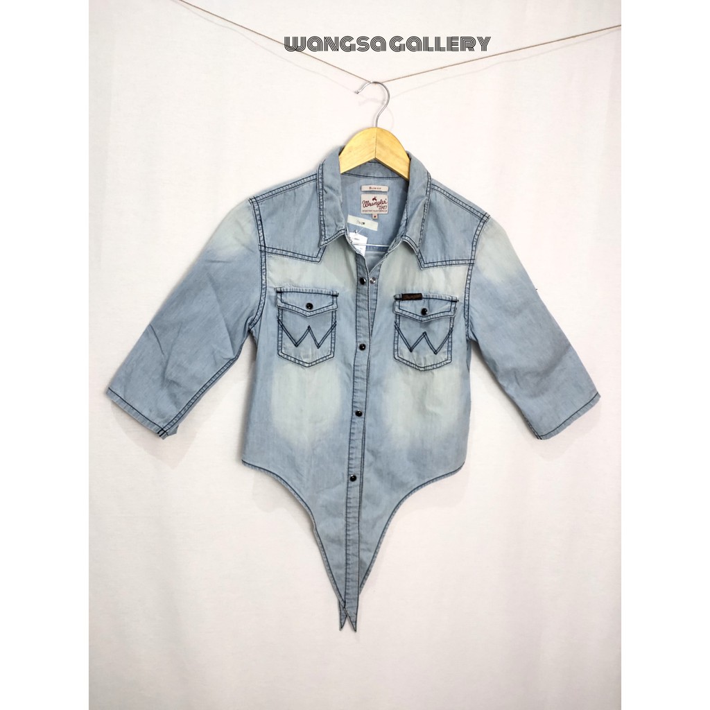 Wrangler denim slim fit / baju luaran / kemeja denim