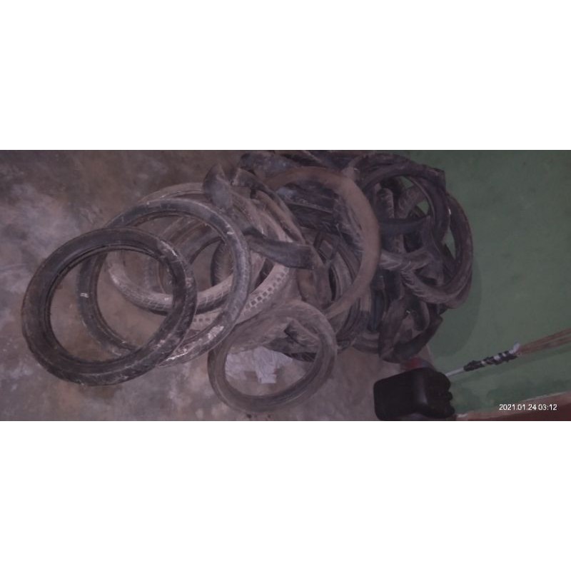 BAN BEKAS MOTOR Luar Dalam Depan Belakang FEDERAL IRC INOUE Matic Kopling Bebek Kerajinan, Gerobak