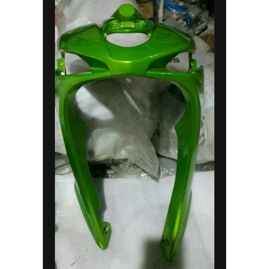 5D9 F8311 00 P6 original YGP Yamaha genuine part NOS BOK box Cover Body bodi kempolan panel samping 