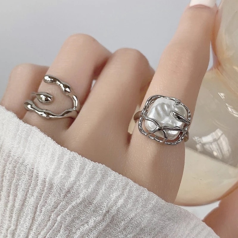 Cincin Minimalis Bentuk Geometri Gaya Retro Untuk Wanita