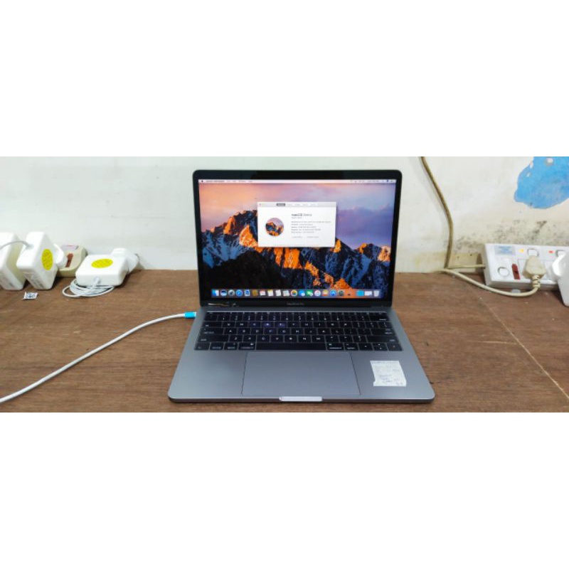 PROMO MACBOOK PRO RETINA 13 IN 2016 RAM16 SSD1tera COREI5 MULUS GREYY