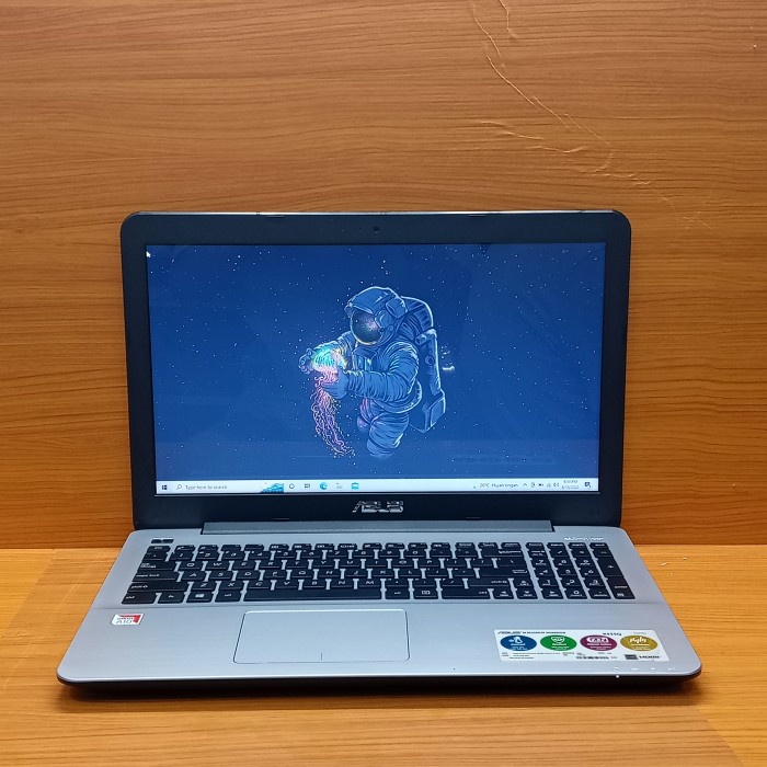 Laptop Asus X555Q AMD A10-9620P Ram 8Gb/HDD 1tb No minus