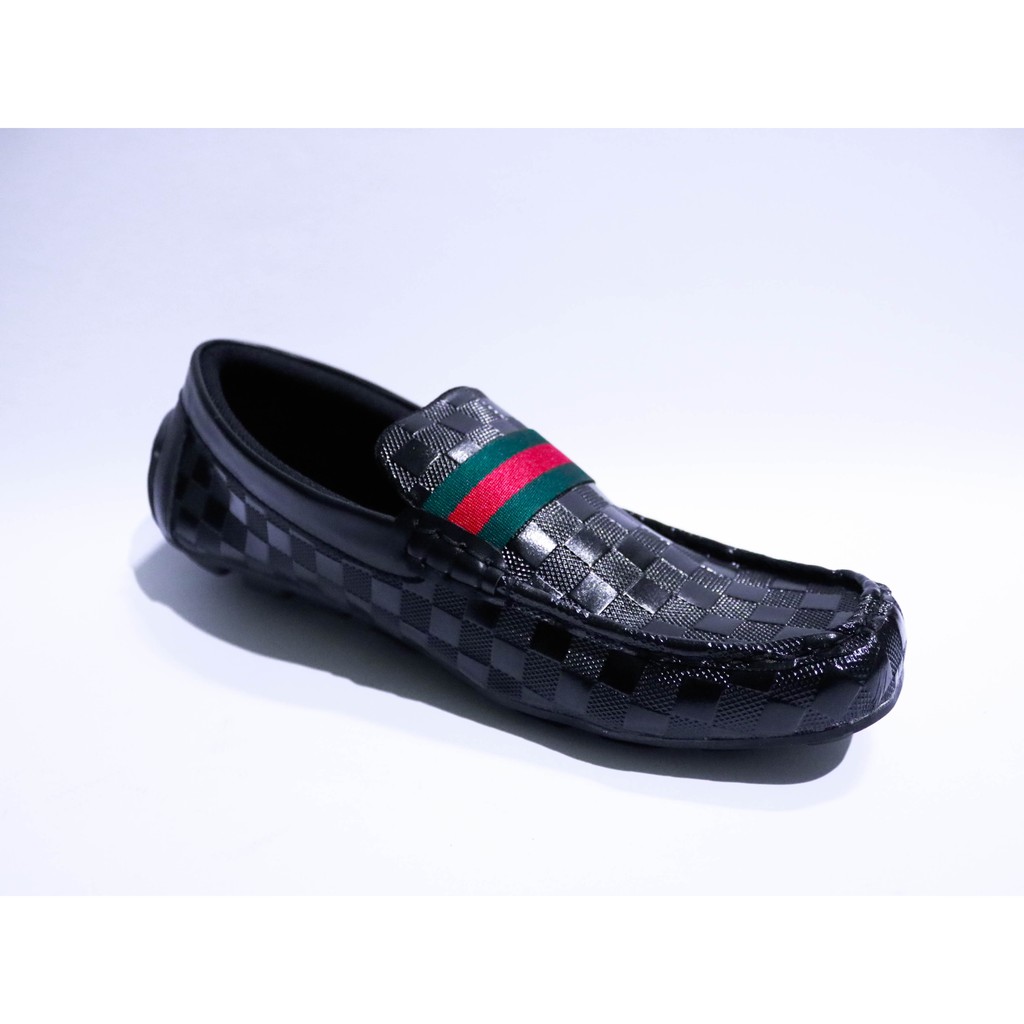 sepatu Kantor casual slip on pria Gucci Bandung MOTIF FULL SQUARE Material Kulit Sintetis