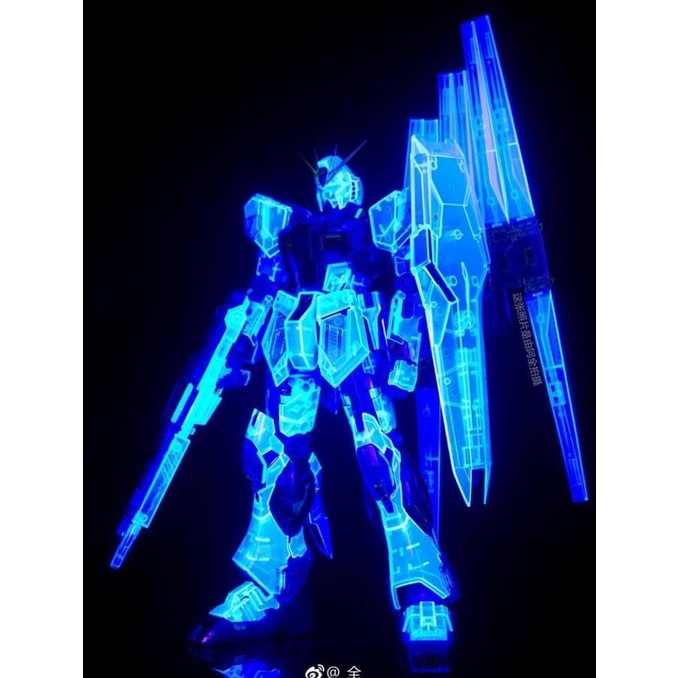 Mg Nu Gundam Ver Ka Hk Dock Lll / Mg Nu Ver Ka Clear Color/Hk Dock Lll