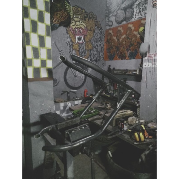 ARM RIGID ( sudah pengelasan) ujung lancip