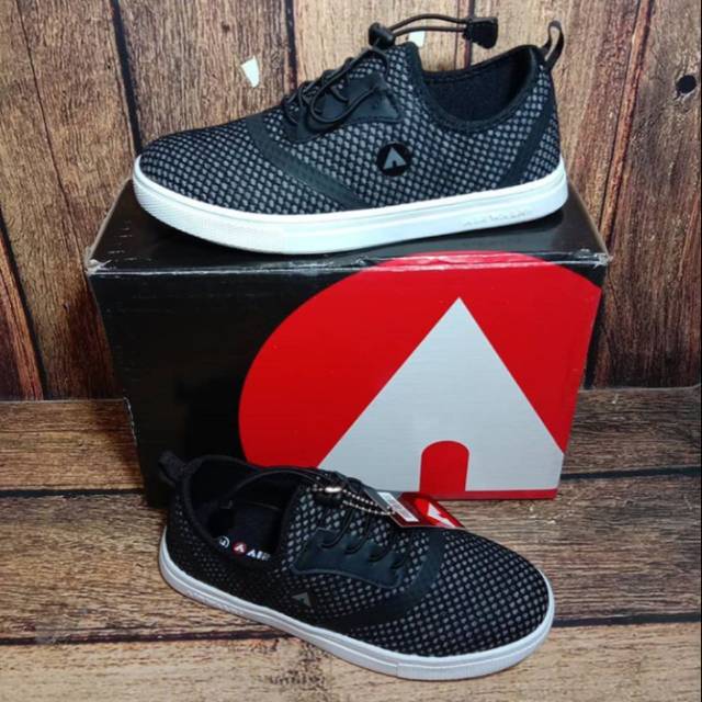 SEPATU SNEAKER ANAK LAKI-LAKI (Airwalk) HITAM - LOUIS | SEPATU DIADORA | SEPATU ADIDAS | AIR WALK
