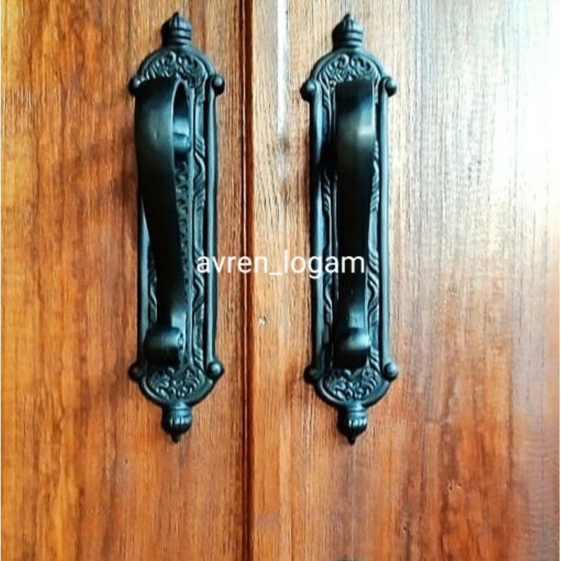 Handle gagang pintu antik diameter 29cm.