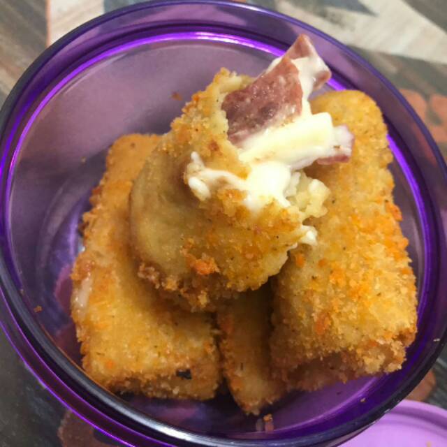 Risoles (frozen food)