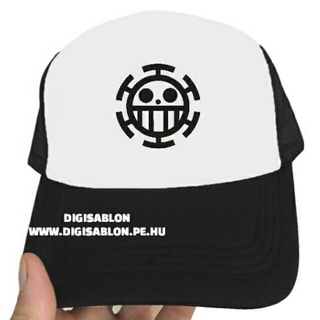 Topi anime trafalgar law