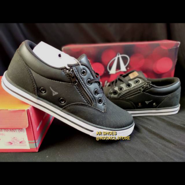 SEPATU SEKOLAH ANAK ARDILES HITAM PUTIH / HITAM HITAM /SEPATU SEKOLAH ANAK /SEPATU SEKOLAH ARDILES