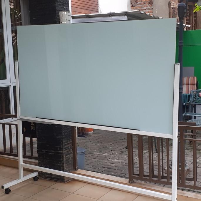 

glass board magnetik + Standing 100 180 Cm - Putih