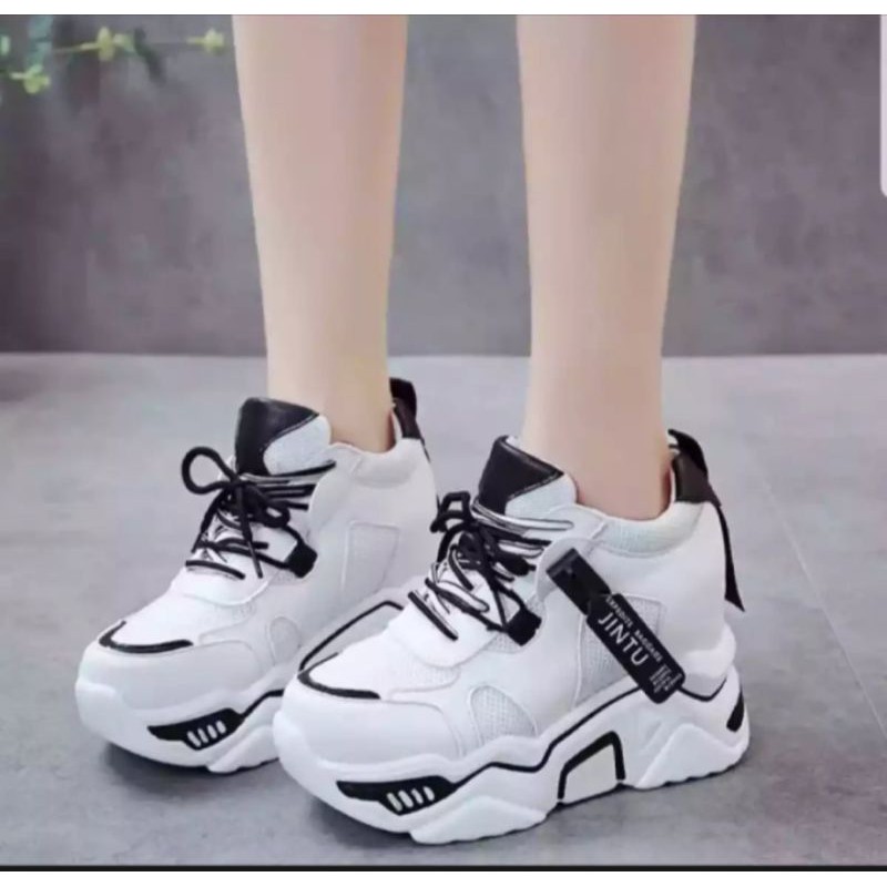 SEPATU JINTU KOREA / SEOATU JINTU / SEPATU JINTU KOREAN / SEPATU SNEAKERS / SEPATU JINTU WANITA