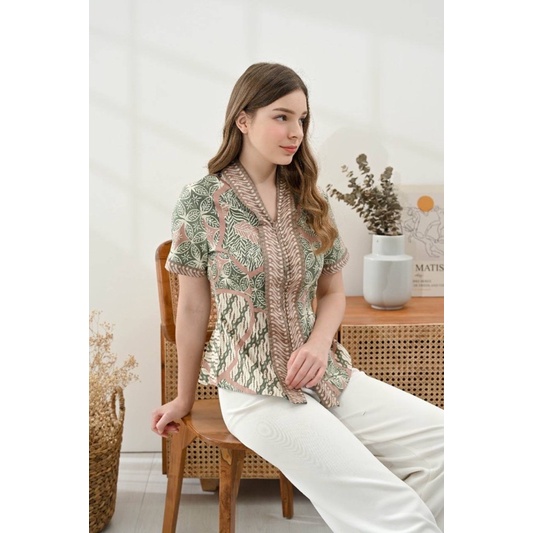 Atasan Batik 292 UBI/ Blouse Batik Wanita Modern