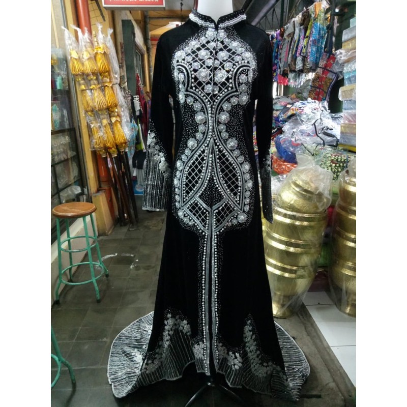 kebaya pengantin sepasang