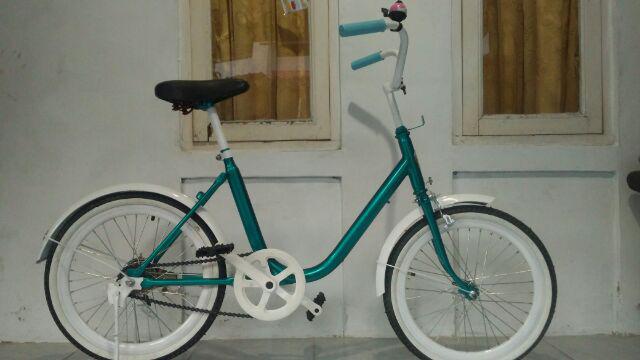 9164 Sporty Tosca Diton Premium Cat Pylox Pilox Semprot 400 Cc