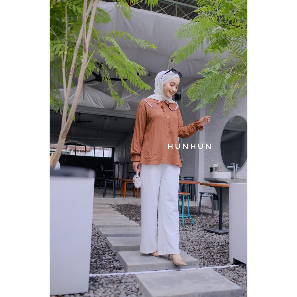 Madania Blouse Kemeja Blouse Crincle Import Renda Blouse Tangan Lonceng Pusatgrosir_solo