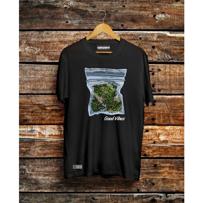 KAOS DISTRO ORIGINAL. KAOS DISTRO MUARH. GOOD VIBES. KAOS DAUN GANJA. MOTIF GANJA