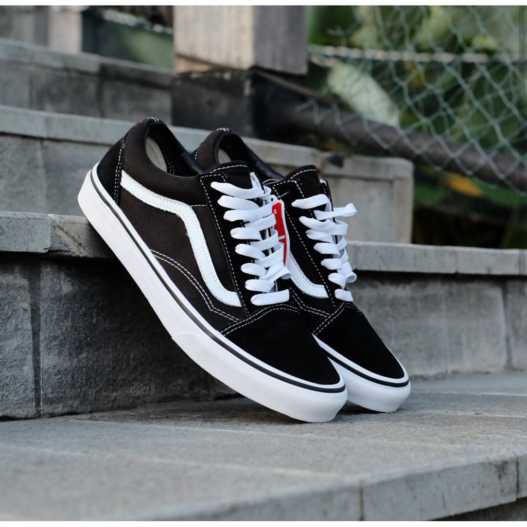 SEPATU VANS OLDSKOOL BLACK WHITE Size 37-43 GRADE ORI Made In China